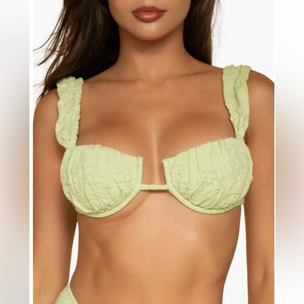 New Montce Petal Floral Jacquard Bikini Top - Picture 1 of 6